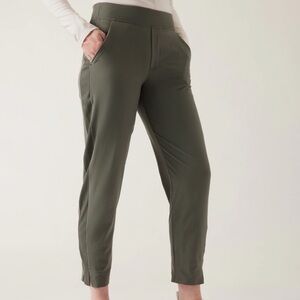ATHLETA ANKLE PANT